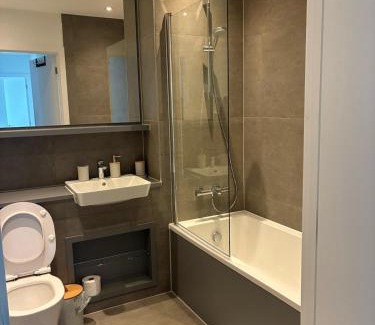 Cambridge Apartamento | Fully furnished 2 bedroom complete Apartment for 5 Guest