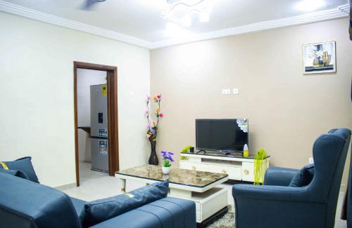 Teshie Apartamento | Fully Furnished 2-Bedroom in East Legon