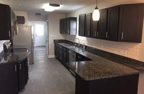 Chillicothe Casa | Fully Furnished 3 bedroom 2 bath home home with upscale finishes