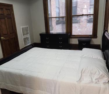 Downtown Hartford Apartamento | Fully furnished 3 bedrooms loft