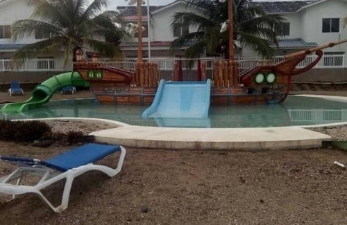 Tumba Vieja Apartamento | Apartamento full amueblado ubicado en área de playa pero muy cerca de la ciudad.