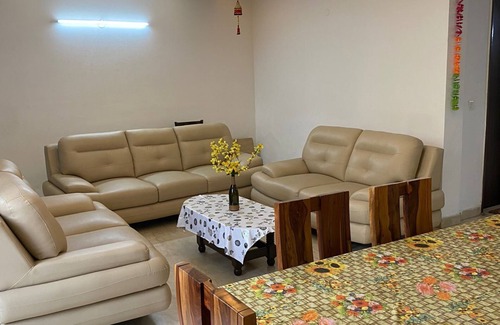 Saket Apartamento | fully furnished accommodation with four bedrooms
