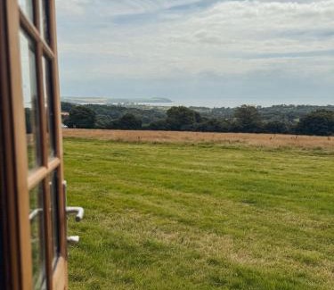 Carlyon Otro | Fully Furnished Bell Tent 3