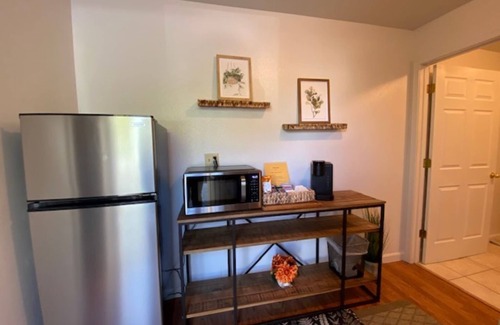 St. Maries Apartamento | Fully furnished, Brand new custom one bedroom apartment in the heart of town.