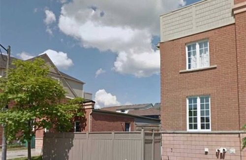 Village at York University Casa | Fully Furnished Bright and Luxurious Bedroom in North York-3