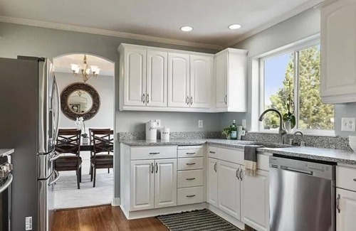 Marysville Casa | Fully Furnished charming 4-bedroom house in enchanting Marysville with WiFi
