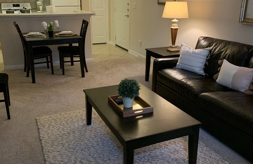 Alpharetta Apartamento | Completamente - Apartamento corporativo amueblado One Br / One Ba en el área de Alpharetta