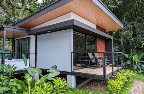 San Jose Apartamento | Fully furnished lodge with hot tub and pool - Alto Castillo