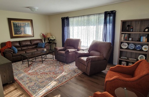LaMoure Casa | Fully furnished, newly remodeled house with heated attached garage.
