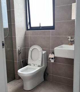Sungai Buloh Apartamento | Fully furnished Studio Unit.