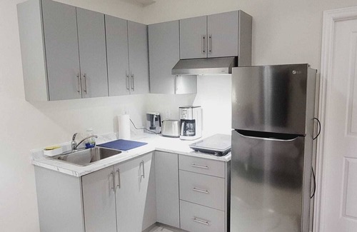 Kitchener Casa | Fully Furnished Studio Basement apartment in Huron Park, Kitchener