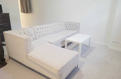 Kitchener Casa | Fully Furnished Studio Basement apartment in Huron Park, Kitchener