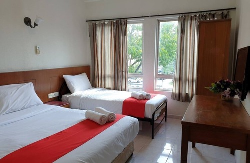 Taman Johor Jaya Hotel | Fully Hotel Johor Jaya