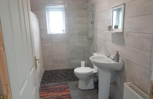 Ballyduff Casa | Fully Refurbished 200-Year-Old Farmhouse