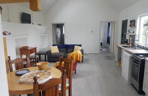 Ballyduff Casa | Fully Refurbished 200-Year-Old Farmhouse