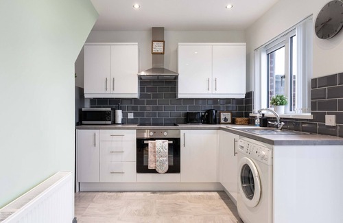 Belfast Casa | Fully Refurbished North Belfast Home 2