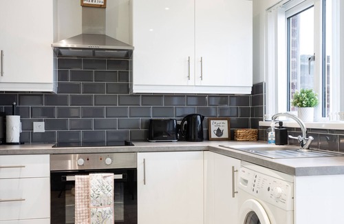 Belfast Casa | Fully Refurbished North Belfast Home 2