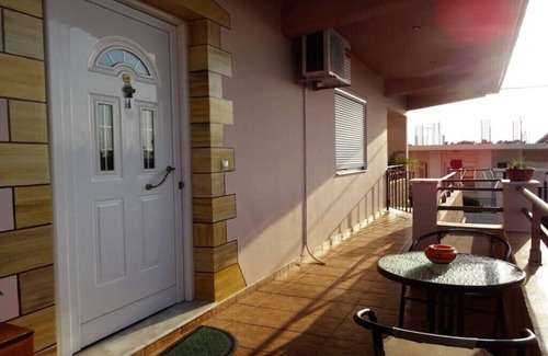 Fanai Casa | Apartamento totalmente renovado, con excelente vista del atardecer y cerca de la playa.