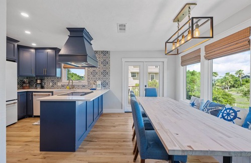 Plantation Casa | Fully Renovated House w/ Private Pool In Prime Plantation Location