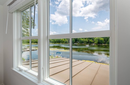 South Salem Casa | Fully renovated 4 bedroom lake front home