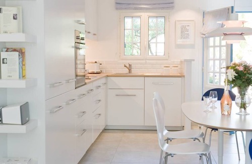 Port Grimaud Casa | Cabaña totalmente renovada con aire acondicionado | cerca de la playa