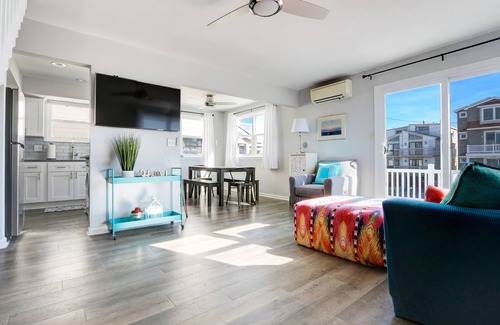Townsend's Inlet Casa | Completamente renovado! Bloque de playa! Vistas al mar!