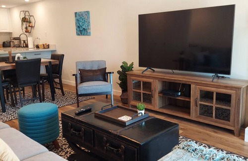 Baristo Condominio | Fully renovated!! Fantastic 2BR-prime location, mountain views, sparkling pool.