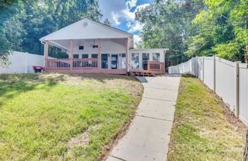 Rock Hill Casa | Fully Renovated Lakehouse on Lake Wylie