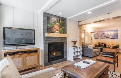 Mammoth Lakes Casa | Fully Renovated! St Anton #17 Ski in Ski Out 1 Bedroom 1 Bathroom Condo! Sleeps up to 4!