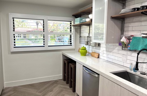 Lake Clarke Shores Casa | Fully renovated gem! Large Pool on a lush double lot