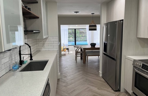 Lake Clarke Shores Casa | Fully renovated gem! Large Pool on a lush double lot
