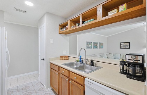 Garland Casa | Summer Stay w/ Games & Fenced Yard Near Parks