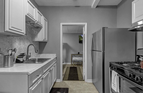 Allentown Apartamento | ⭐FUN 3D Wall, HANGING SWING. ALLENTOWN, NEAR EVERYTHING!⭐