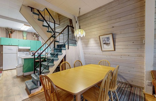 Gleneden Beach Casa | ¡Una divertida casa de playa que no olvidará pronto! Se admiten perros con excelente ubicación.