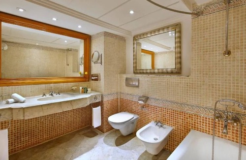 Sharm El Sheikh Complejo | Fun by the Sea | 3 Comfortable Rooms, All-Inclusive Stay with Pools & Kid’s Club