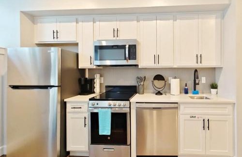 Downtown Jacksonville Apartamento | Fun Cozy Apts - 1 25 Mile Walk to TIAA Bnk Fld