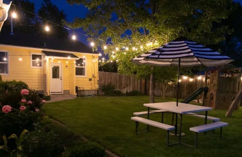 College Place Casa | Fun family/pet friendly with king beds
