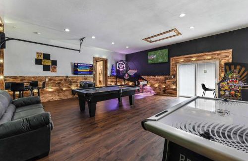 Boyds Creek Casa | Fun N Sun - Ultimate Backyard Pool And Game Room