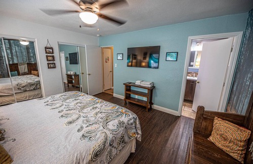 Rancho Oakey Casa | *FUN* POOL* GRILL*GREAT LOCATION*PRIVATE*FAMILY