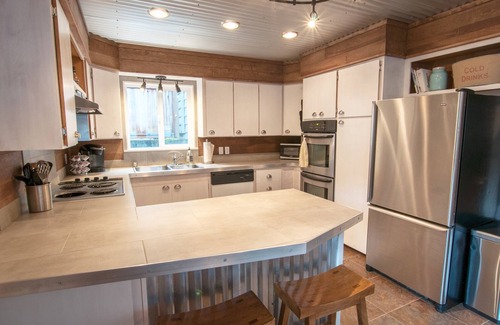 Port Angeles Chalet De Esquí | Divertido, relajante, familiar en Sunnypoint!
