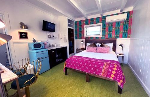 Solvang Apartamento | Fun Retro Space Steps From Windmill