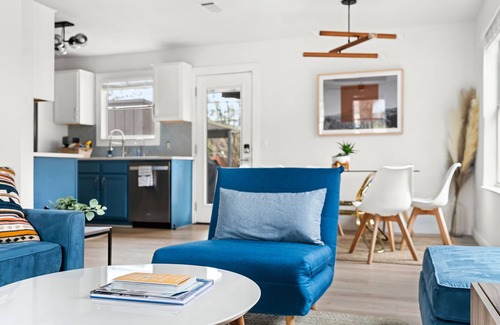 Central East Austin Casa | Fun & Stylish House - A hidden oasis in the heart of Central East Austin