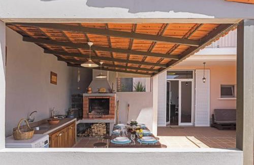 Sao Goncalo Villa | Funchal Bay View Villa by Homie