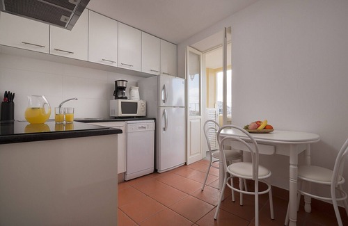 Sao Pedro Chalet De Esquí | Funchal Window City Center by Madeira Sun Travel