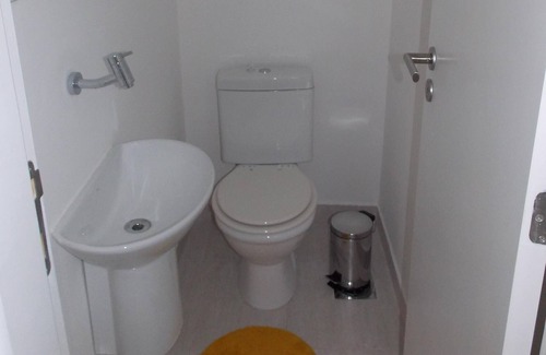 Icarai Apartamento | Funcional Ap. 905-1Q: balcón, barbacoa, garaje, piscinas, Internet