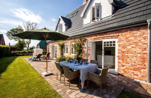 Oldsum Casa | Funkelstern