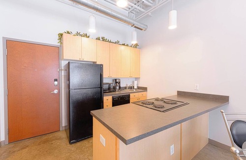 Short North Condominio | Funky 1BR Studio w/ Parking | Heart of Short North