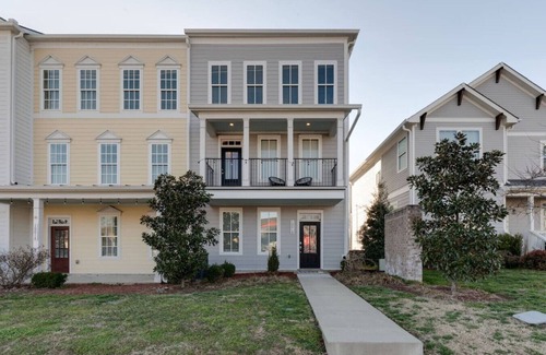 The Nations Casa | FUNtastic 4 BDR in the Nations