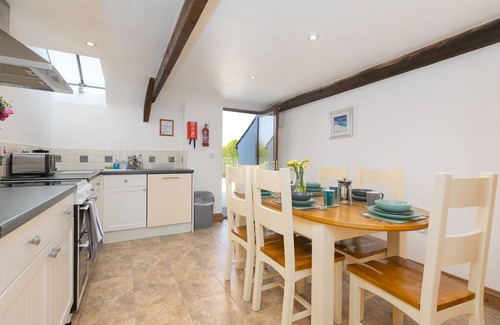 Stenalees Cabaña | FURNESS@THE WEST DRY, pet friendly, with a garden in St Austell