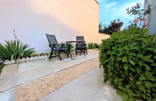 Conflans-Sainte-Honorine Apartamento | Furnished apartment Fin d'Oise - Quiet neighborhood (200m RER A / SNCF train station)